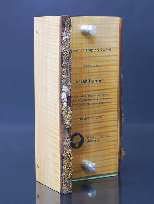 Living Edge Award - Maple Trophy Eclipse Awards