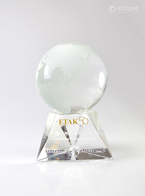 crystal-globe-award-3