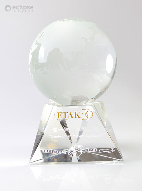 classic-personalized-crystal-globe-corporate-recognition-trophy-north-america-revolution-2