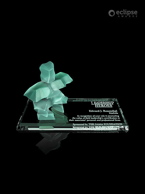 classic-personalized-sandblasted-nonprofit-recognition-trophy-canada-inukshuk-3