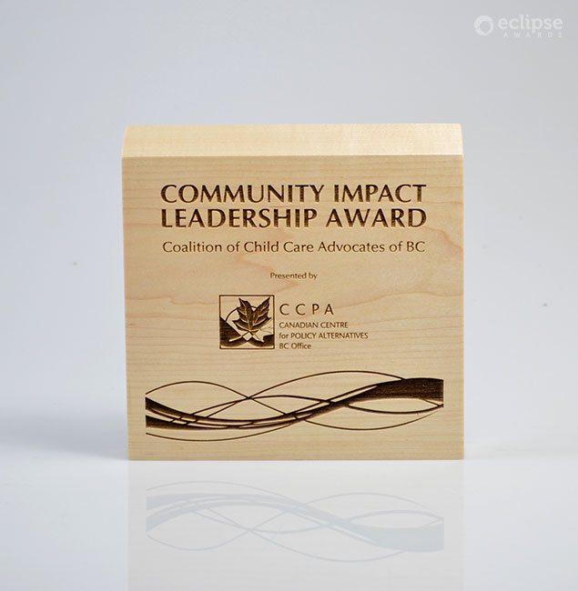 sustainable-customized-plaques-laser-engraved-eco-friendly-nonprofit-award-canada