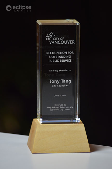unique-sustainable-customized-wood-and-glass-corporate-public-service-trophy-vancouver-roots-award