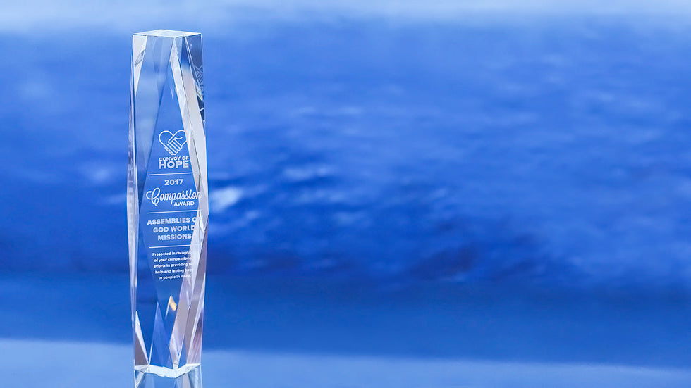 Infinity Crystal Column Trophy Eclipse Awards   