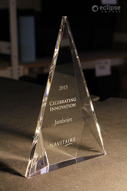 crystal-innovation-trophy-3