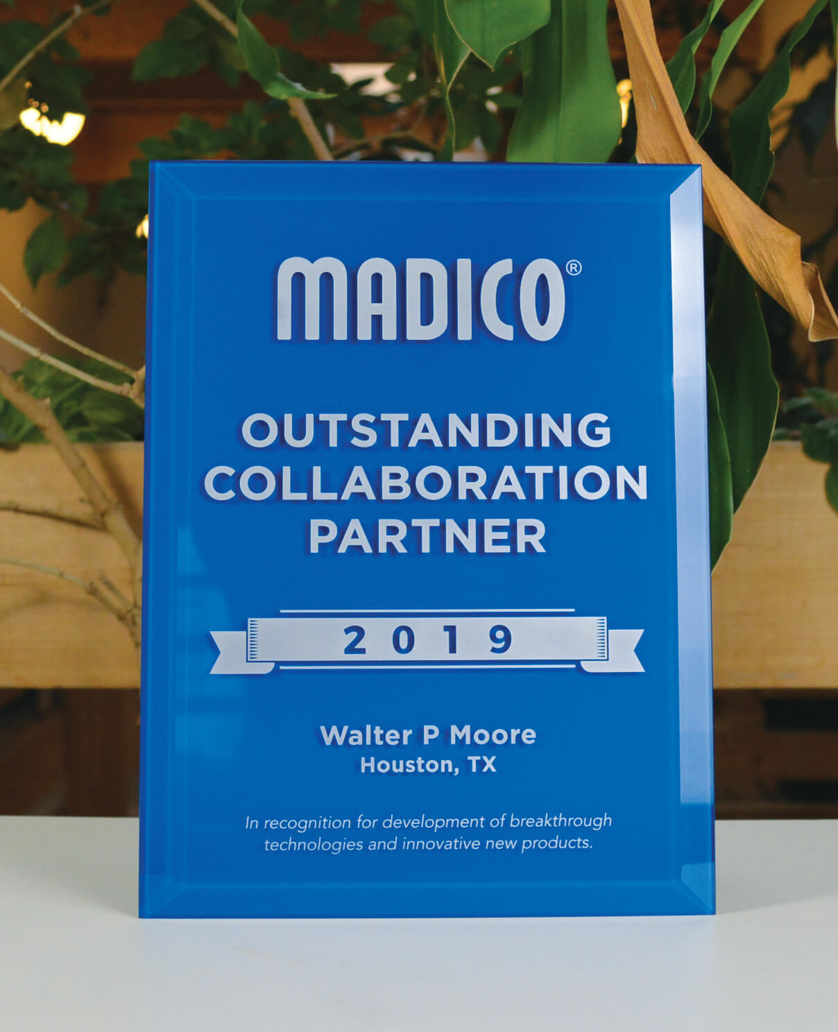 madico---uv-printed-glass-plaque-2
