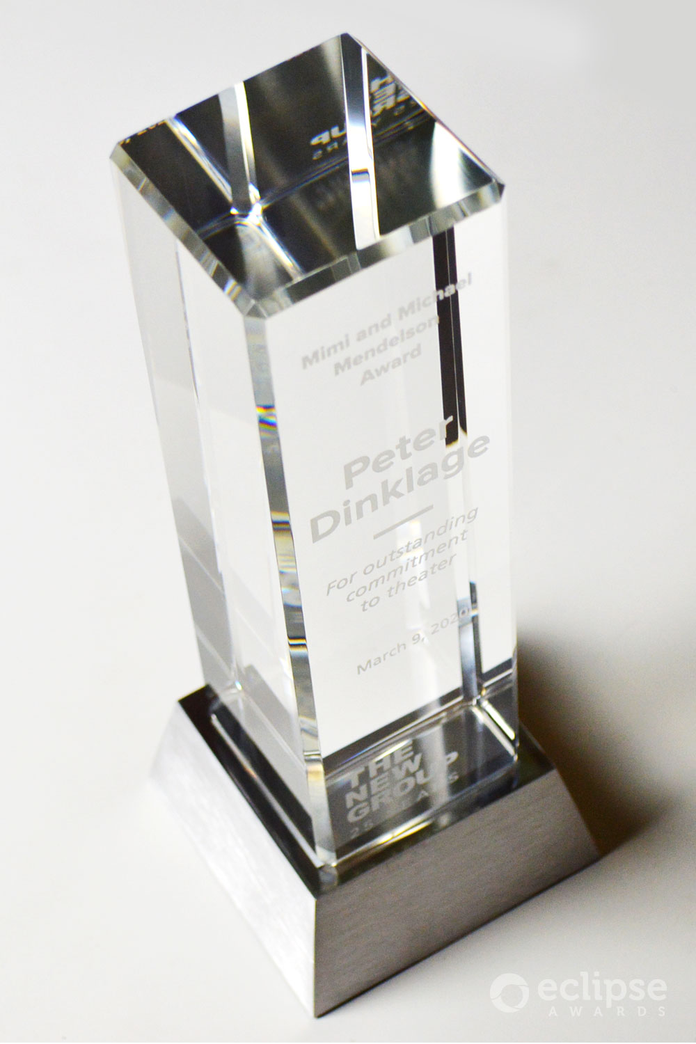 modern-customized-etched-crystal-and-chrome-employee-recognition-trophy-nova-award-theater-2-peter-dinklage