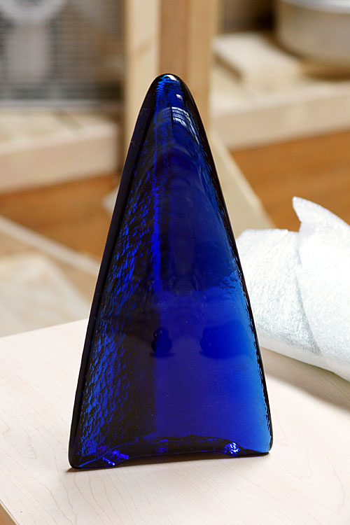 recycled-glass-award-cobalt-tower-4