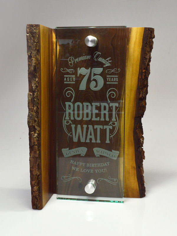award-plaques-glass-wood-trophy