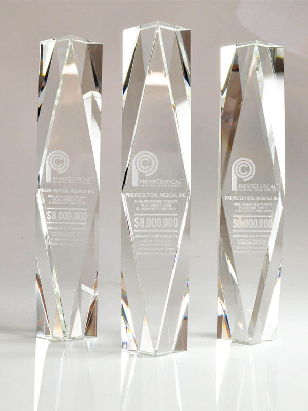 inspiration-gallery-awards-plaques-trophies-deal-toys-financialtombstones-10