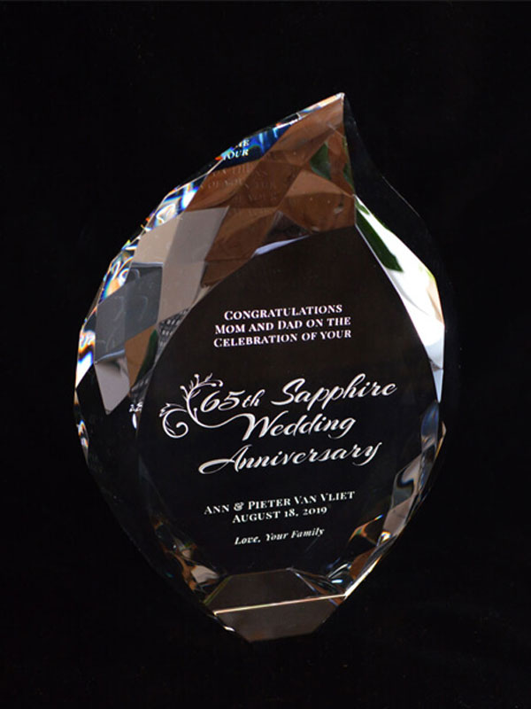 inspiration-gallery-awards-trophies-plaques-crystal-glass-8