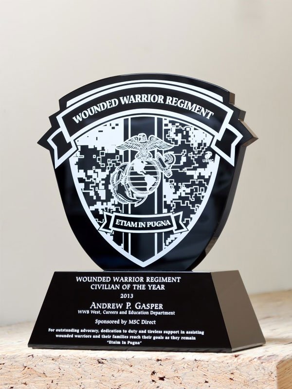 custom-awards-trophies-plaques-17