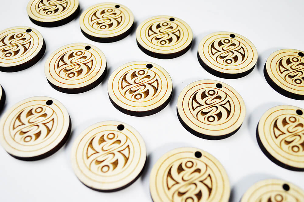 maple-wood-medallions-2
