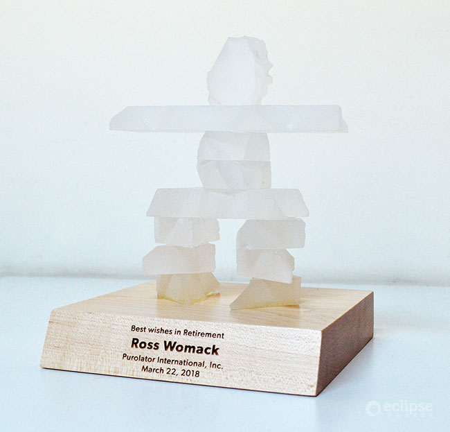 classic-personalized-sandblasted-corporate-recognition-trophy-canada-inukshuk