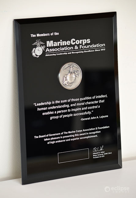 modern-custom-engraved-plaque_military-recognition-trophy_north-america